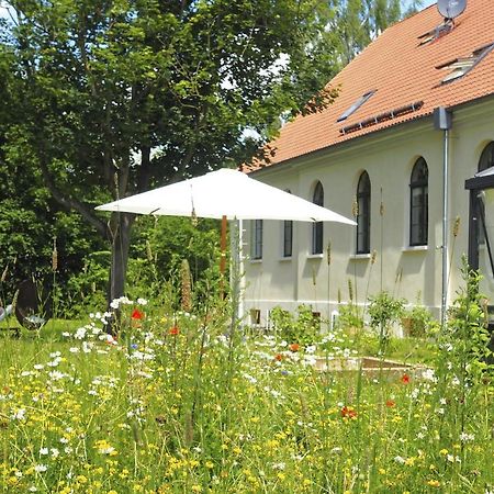Kavaliershaus Schloss Bluecher Am Finckenersee Extérieur photo