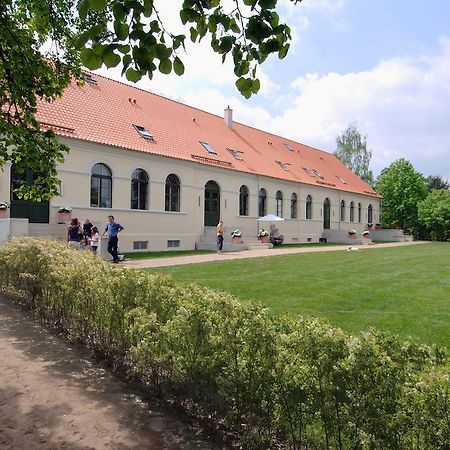 Kavaliershaus Schloss Bluecher Am Finckenersee Extérieur photo