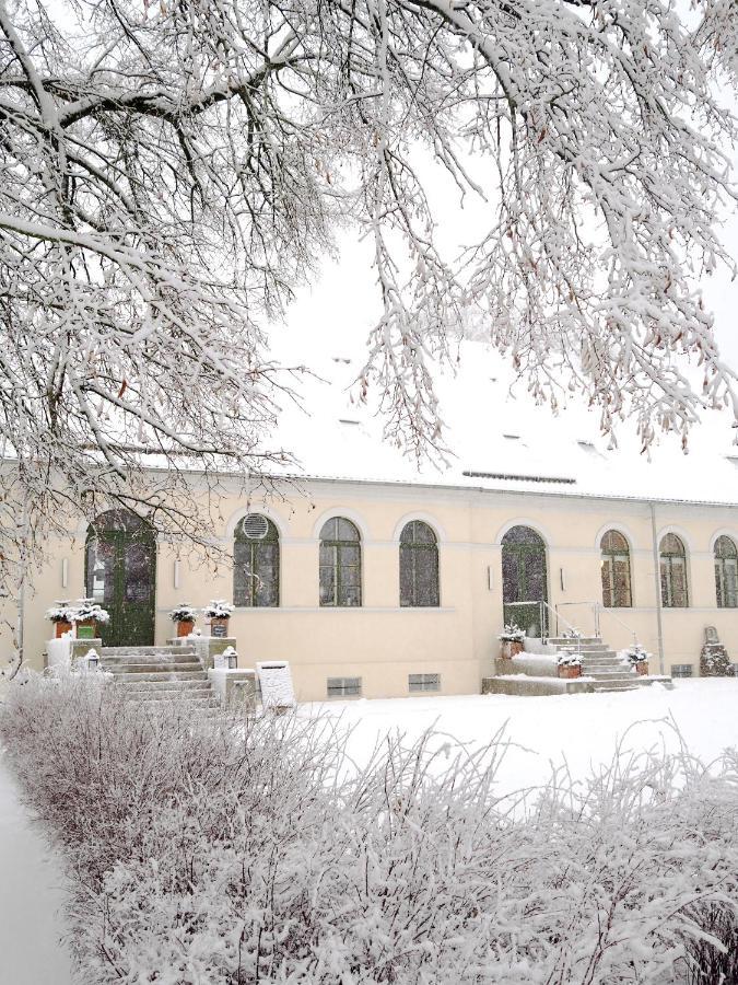 Kavaliershaus Schloss Bluecher Am Finckenersee Extérieur photo