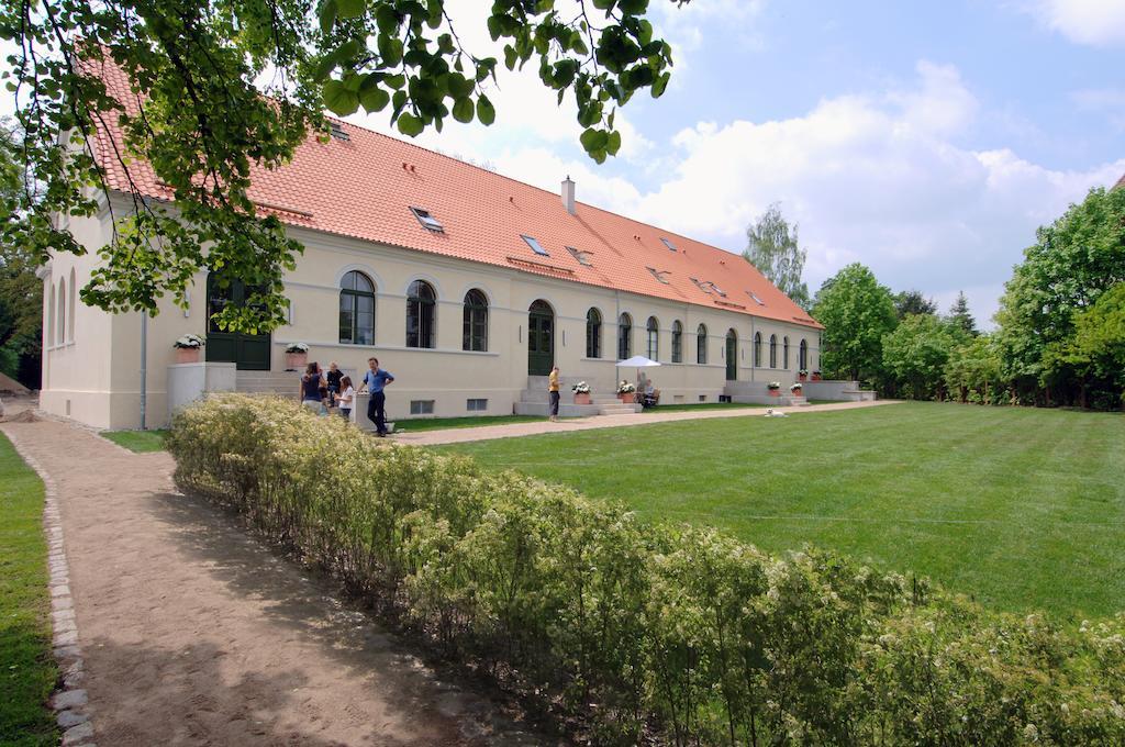 Kavaliershaus Schloss Bluecher Am Finckenersee Extérieur photo